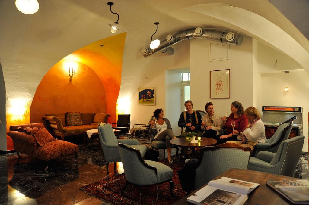 Erlebnis Post - Stadthotel Mit Eigenart Spittal an der Drau Dış mekan fotoğraf